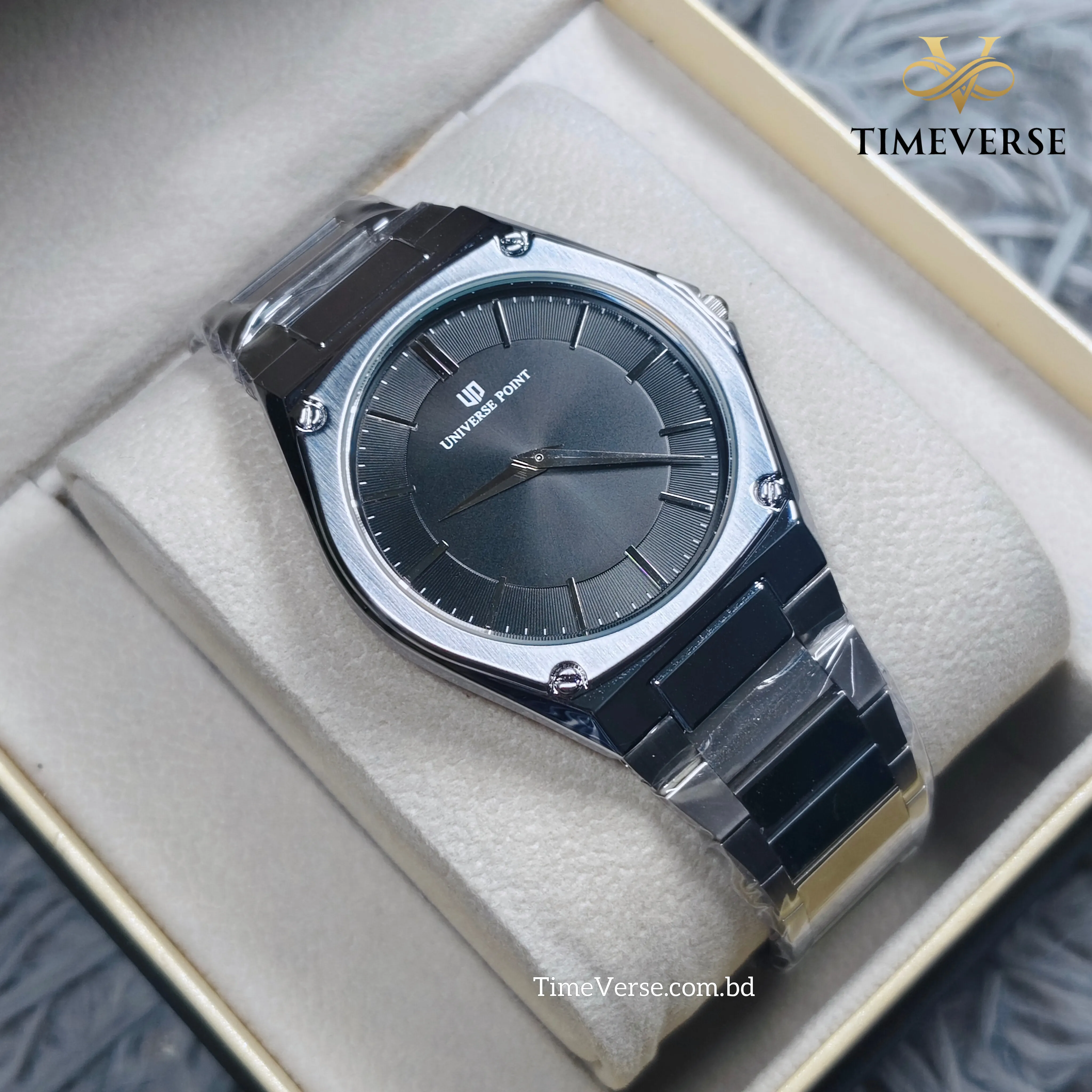 Universe Point 091 Men's Watch - Silver Black