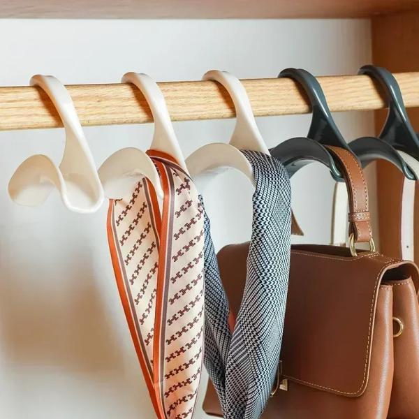 1776847385401_5pcs-bag-hanger-hook-handbag-hat-scarf-storage-rack-wardrobe-backpack-hook-handbag-holder-storage-rack-organization-3.jpeg