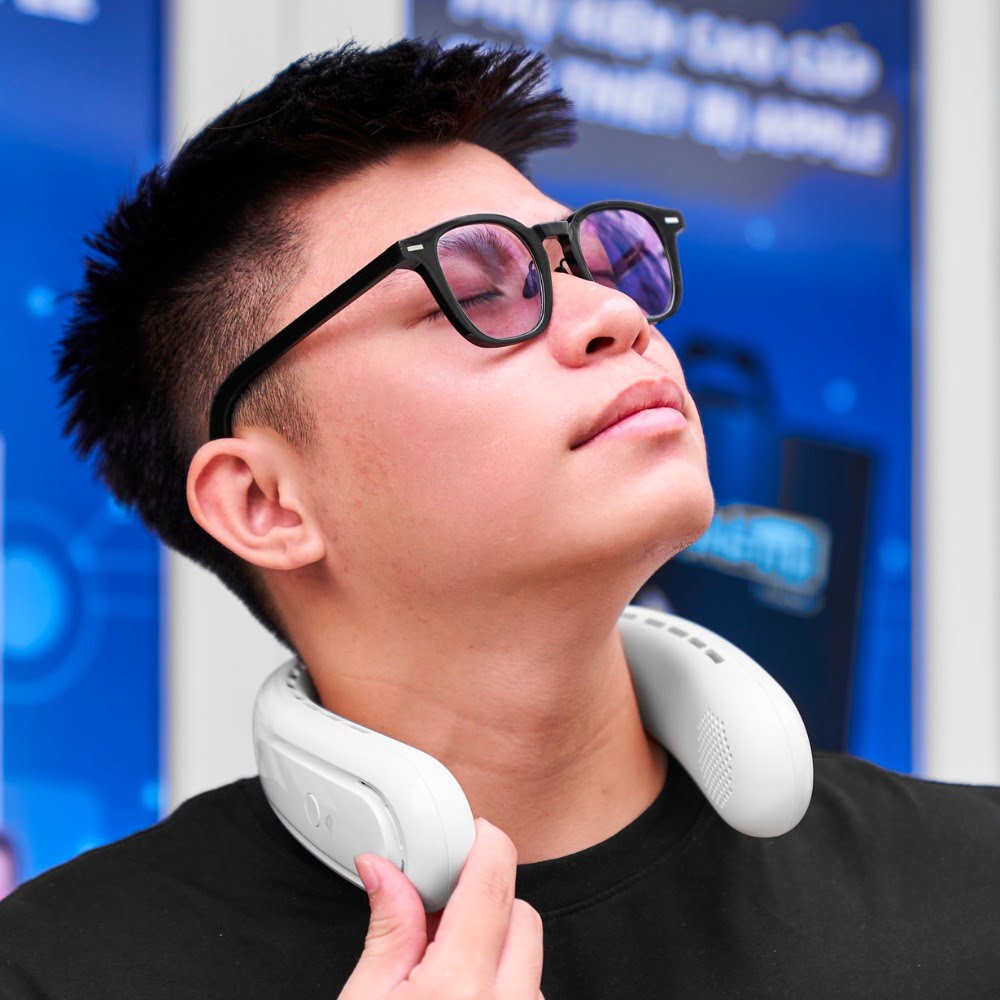 1776943399952_wiwu-fs02-rechargeable-neck-fan.jpeg