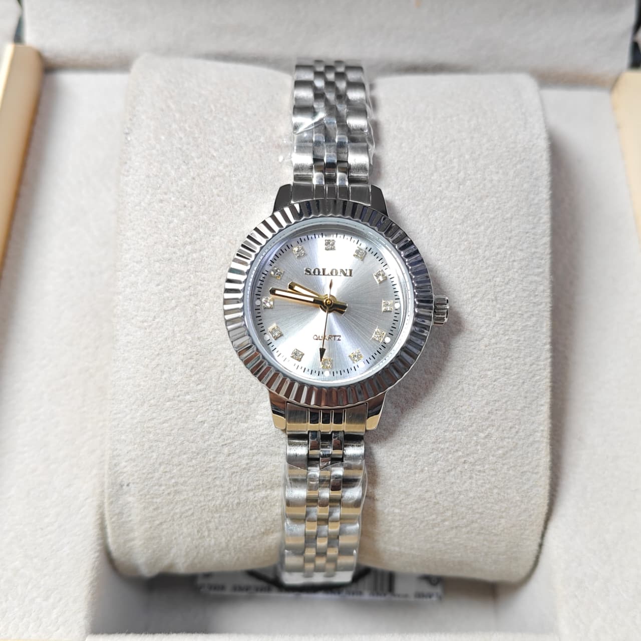 Soloni 1039 For Women - Silver White With Premium Box