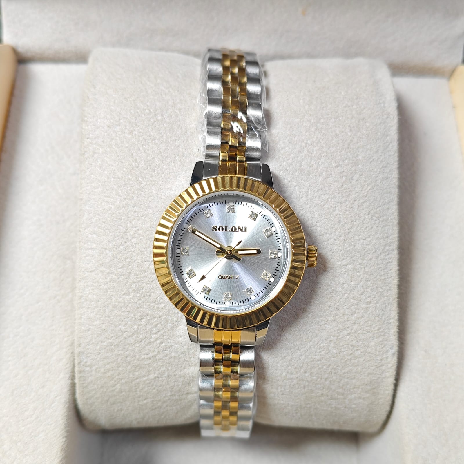 Soloni 1039 For Women - Silver Gold White With Premium Box