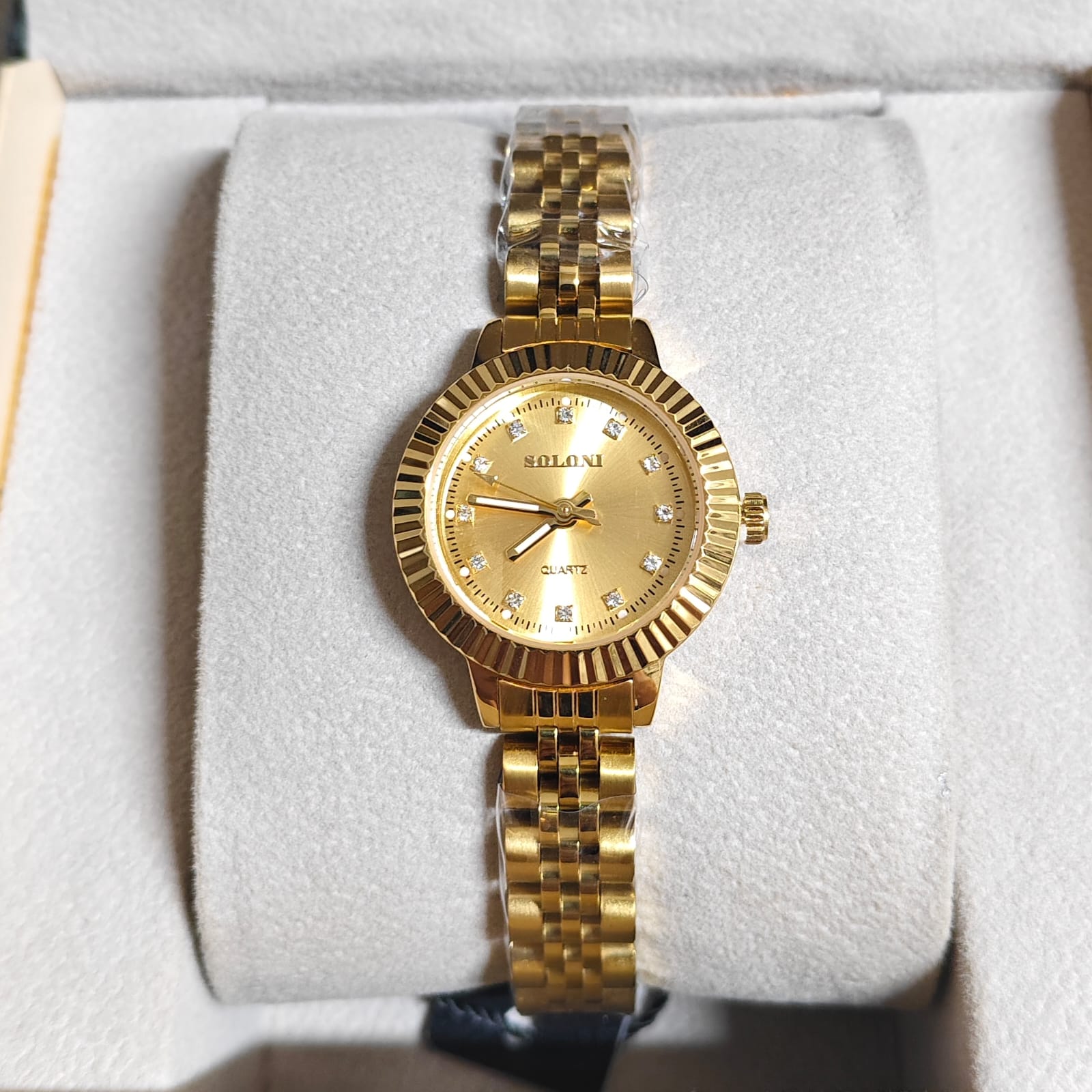 Soloni 1039 For Women - Gold With Premium Box