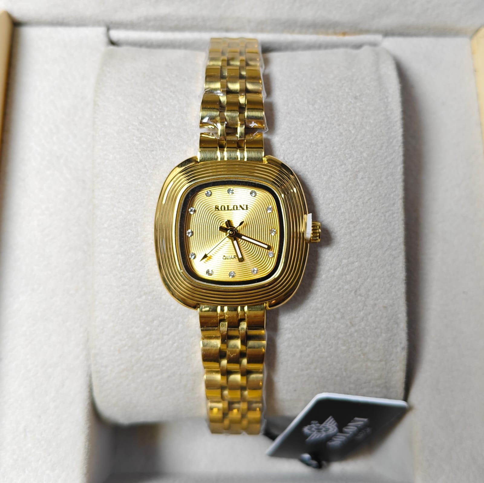 Soloni 1043 For Women - Gold With Premium Box