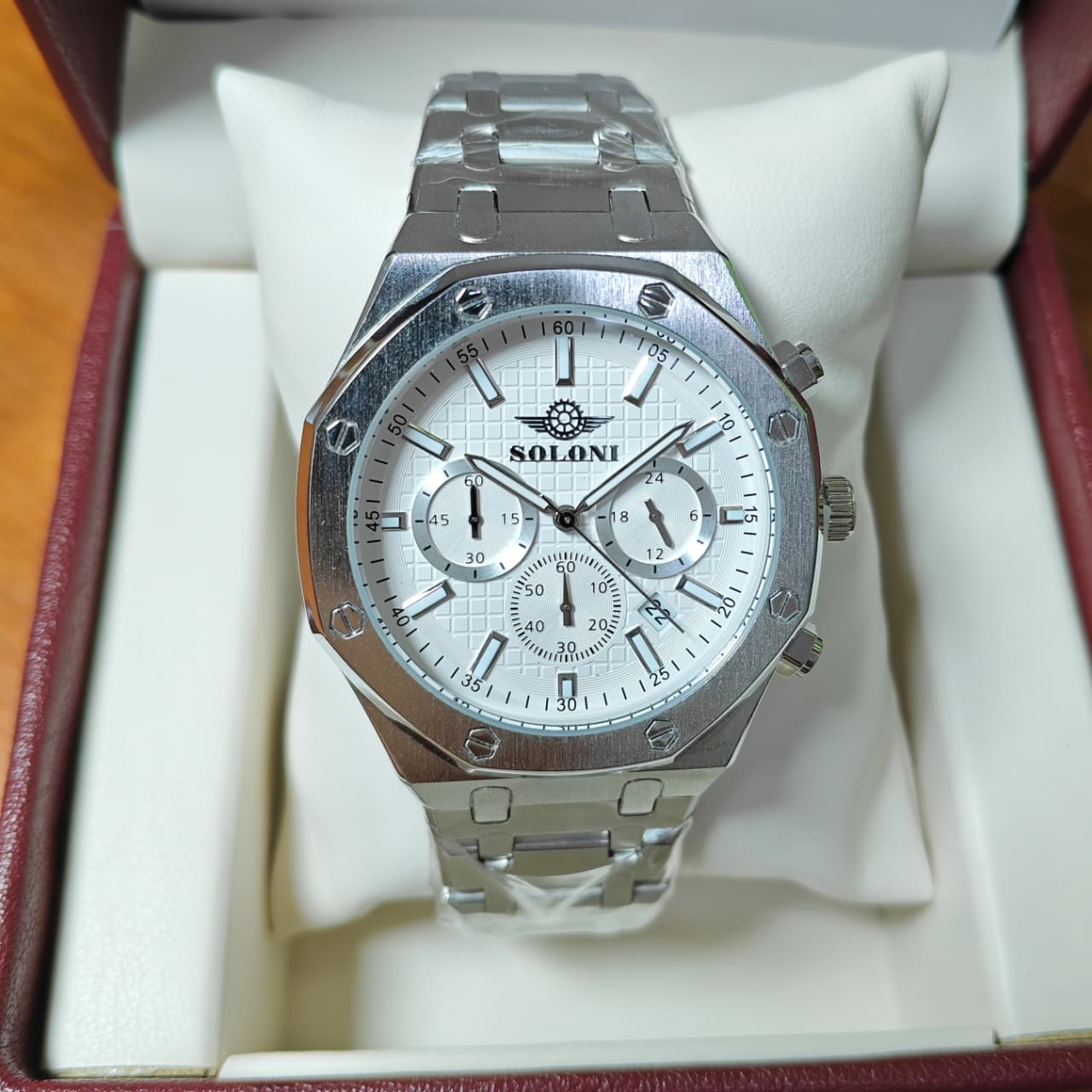 Soloni 3011 M For Men - Silver White With Premium Box
