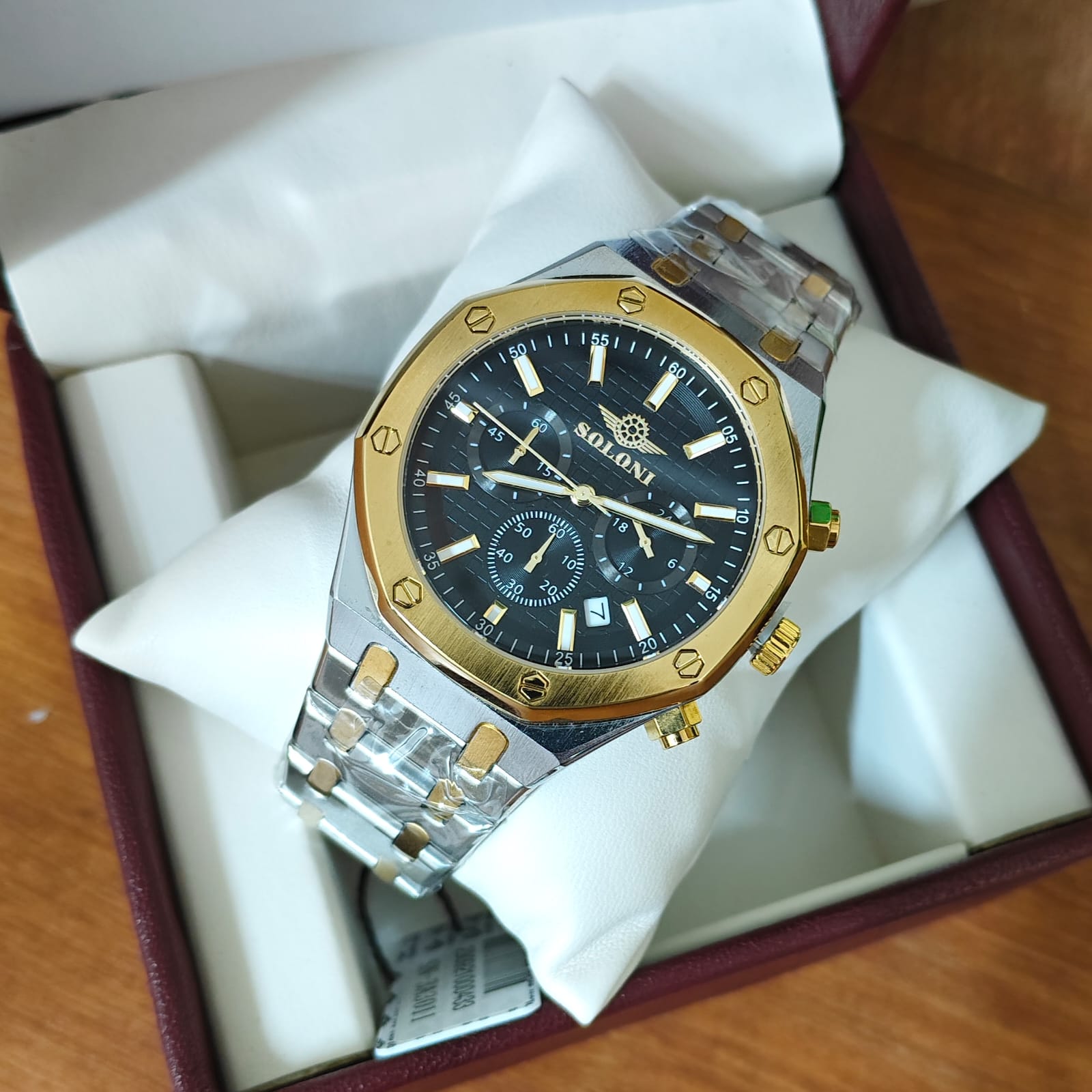 Soloni 3011 M For Men - Silver Gold Black With Premium Box