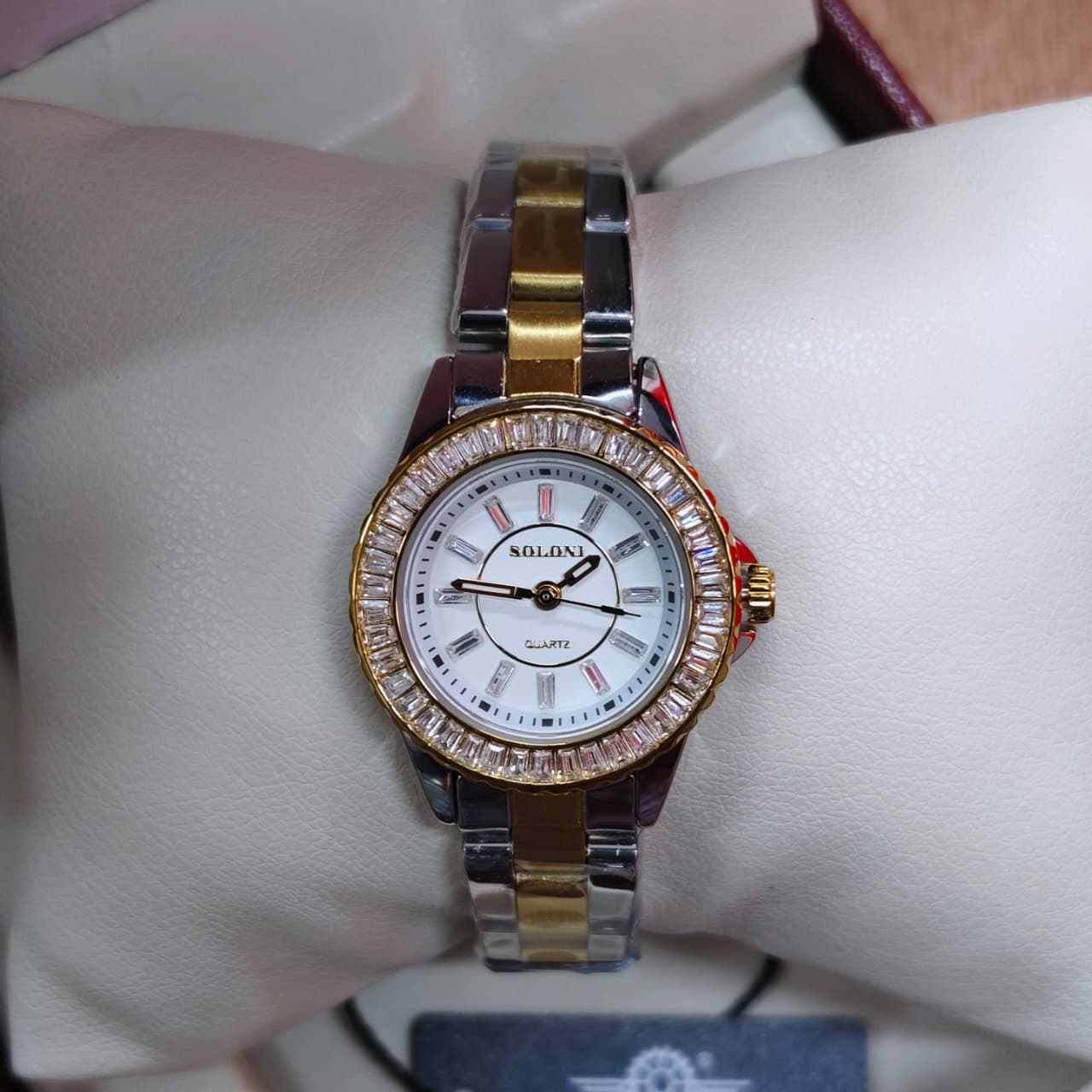 Soloni 1044 For Women - Silver Gold White With Premium Box