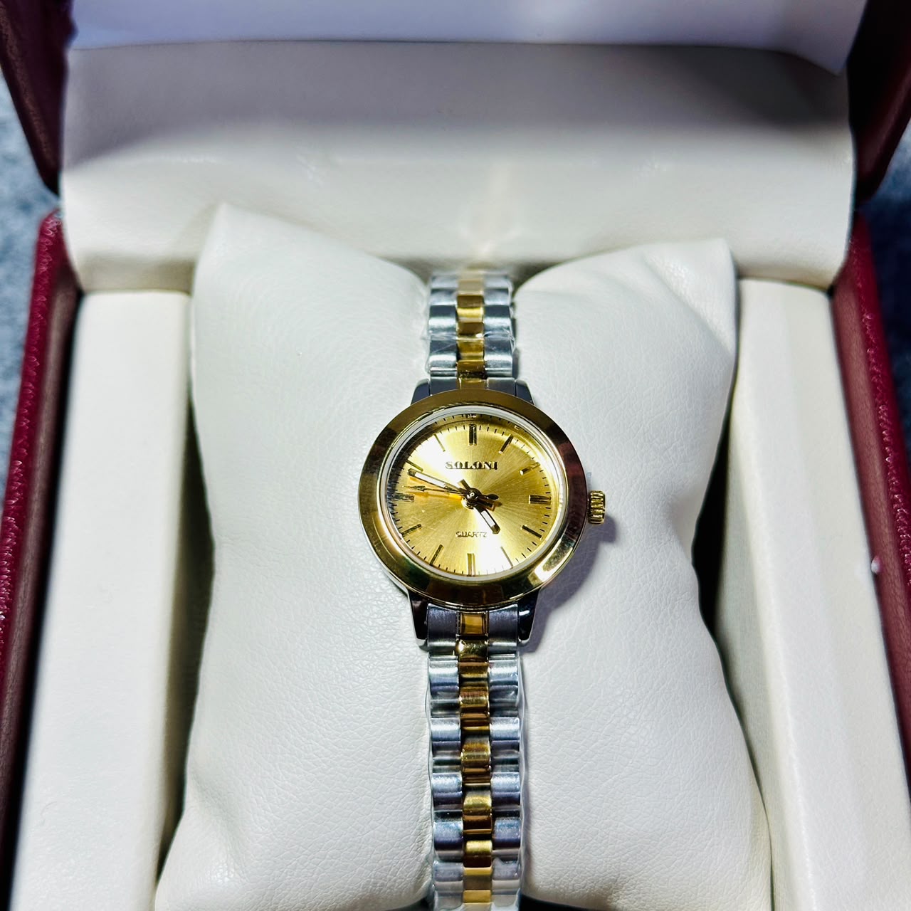 Soloni 1040 For Women -Silver Gold With Premium Box