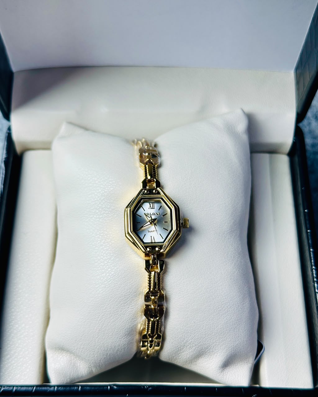 Soloni 1023 For Women - Gold White With Premium Box