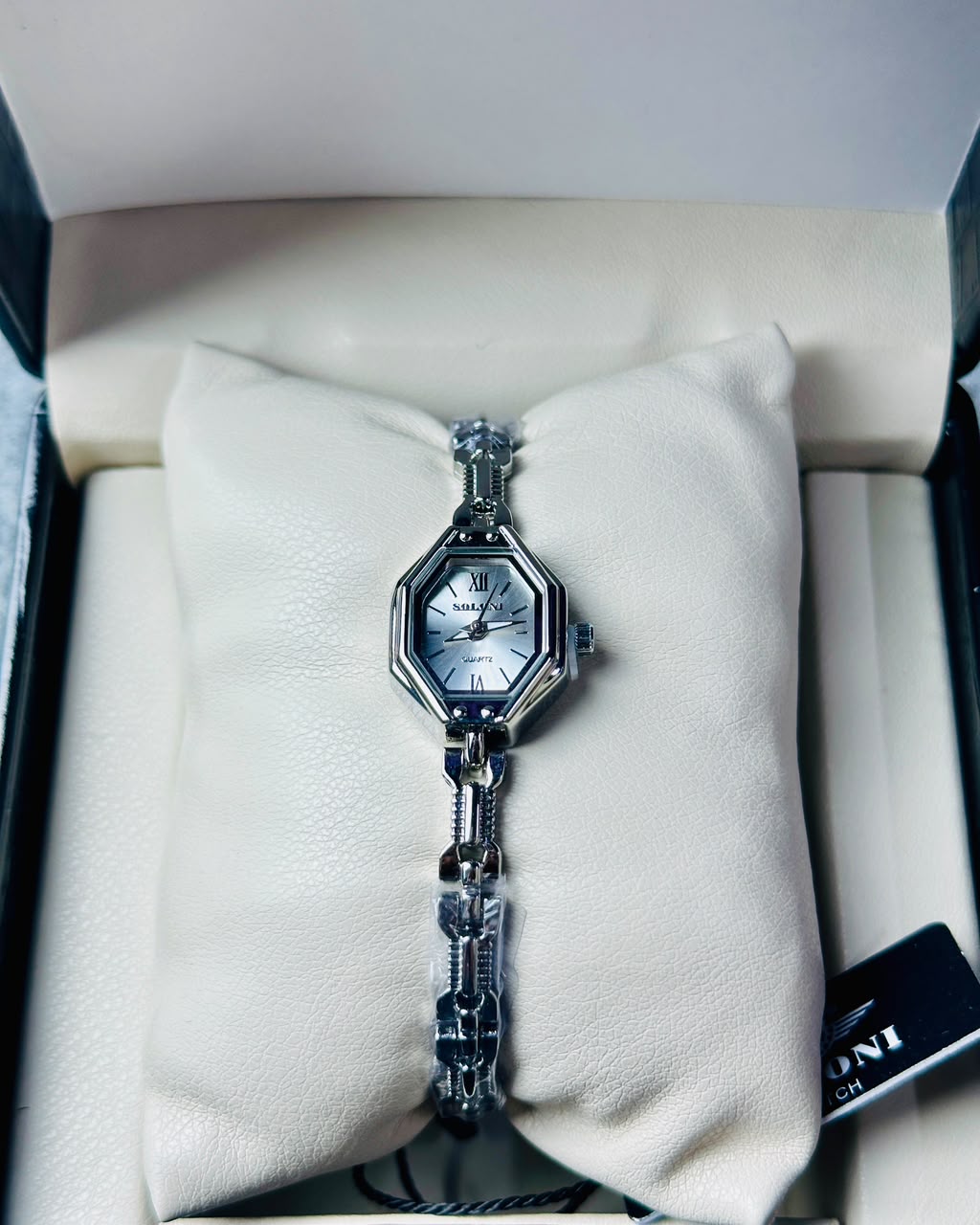 Soloni 1023 For Women - Silver With Premium Box